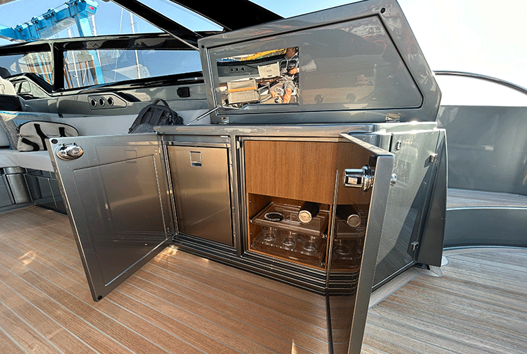 Riva 68 Diable